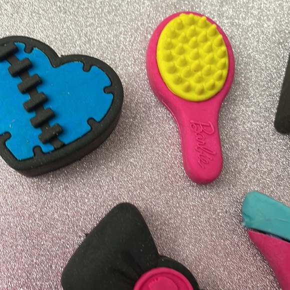 Bundle of vintage erasers - Picture 4 of 5